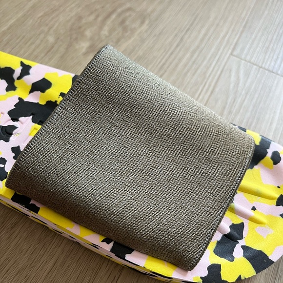 Acne Studios brand new slides - Picture 8 of 8